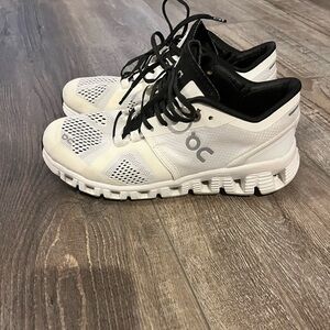 On Running Cloud X Size 6.5